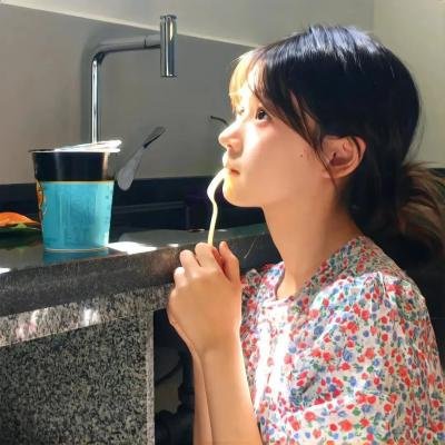湛蓝青春海